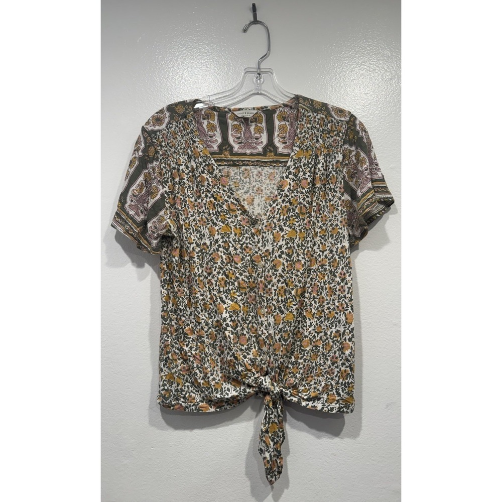 Lucky Brand Floral Print Tie Button Front Top Size Medium Boho Cottage Cowgirl